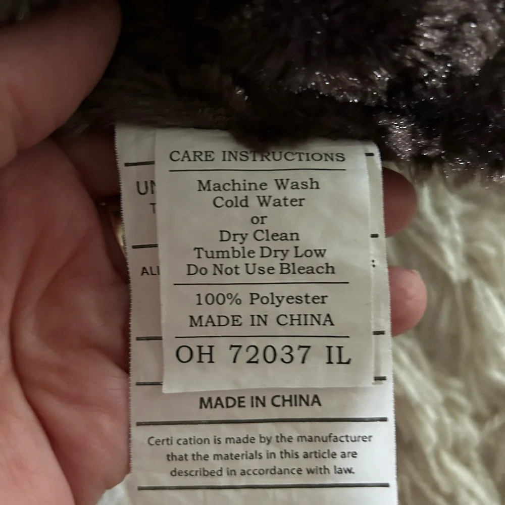 BOGO Brown Faux Fur Crate Mat